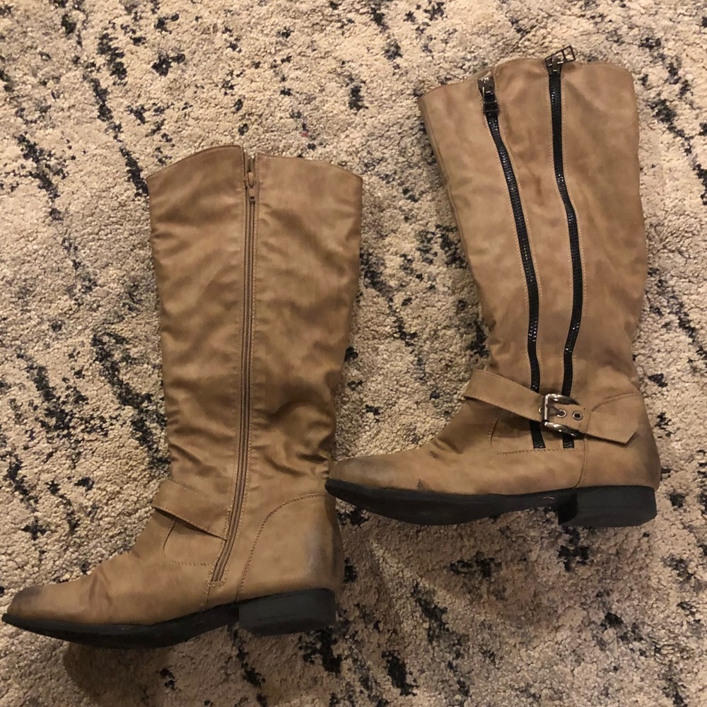 Twisted boots - Picture 3 of 4